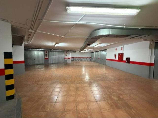 Local Comercial en venta en Torredonjimeno, Andalucía