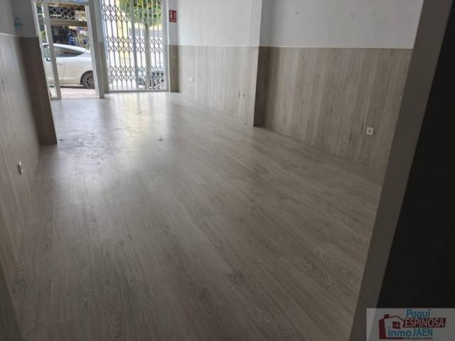 Local Comercial en venta en Torredonjimeno, Andalucía