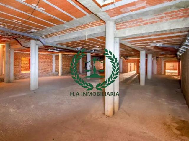 Local Comercial en venta en Torrelaguna, Madrid
