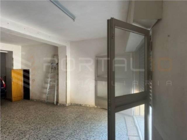 Local Comercial en venta en Torrelaguna, Madrid