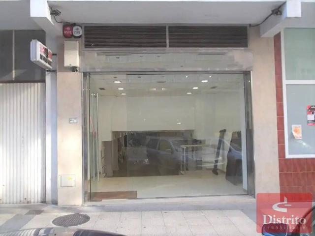 Local Comercial en venta en Torrelavega, Cantabria