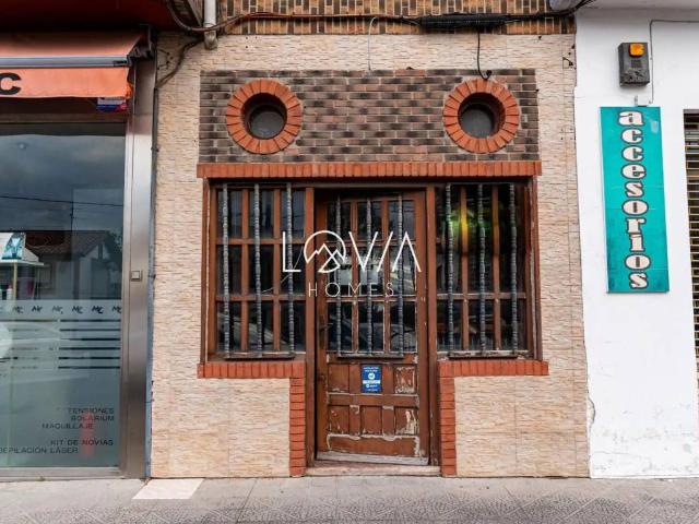 Local Comercial en venta en Tanos, Torrelavega
