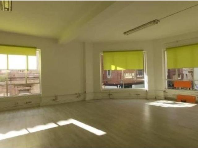 Local Comercial en venta en Torrelavega, Cantabria