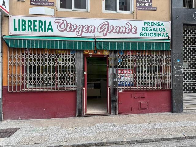 Local Comercial en venta en Torrelavega, Cantabria