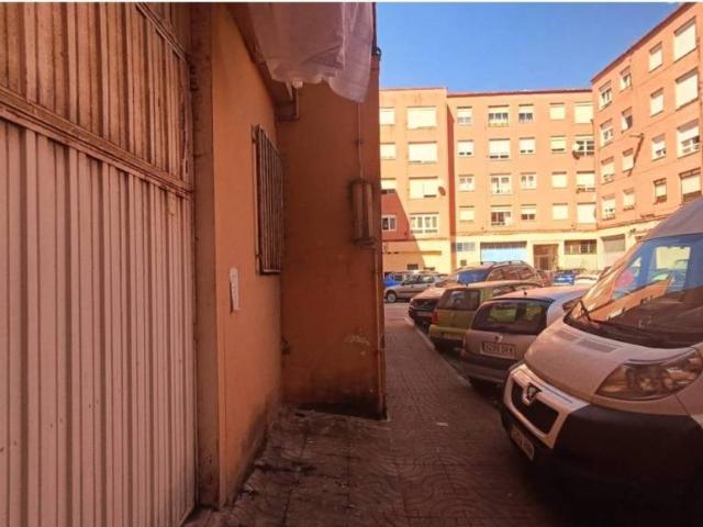 Local Comercial en venta en Sierrapando, Torrelavega