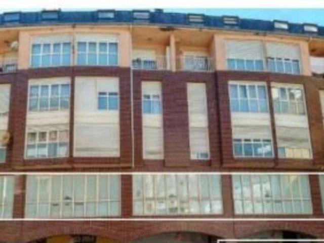 Local Comercial en venta en Campuzano, Torrelavega