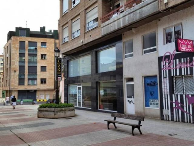 Local Comercial en venta en Torrelavega, Cantabria