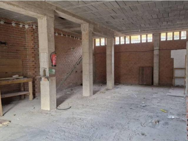 Local Comercial en venta en Torrelavega, Cantabria