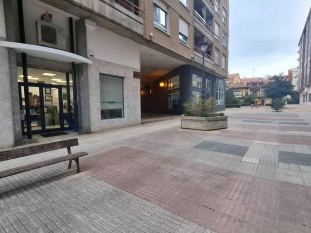 Local Comercial en venta en Torrelavega, Cantabria