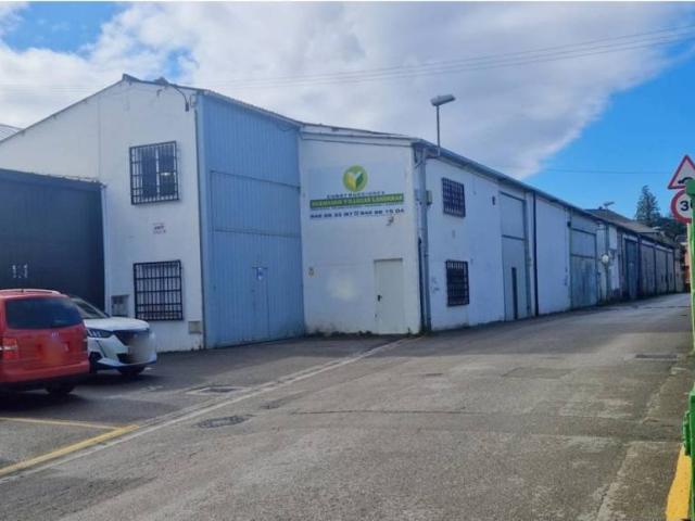 Local Comercial en venta en Duález, Torrelavega