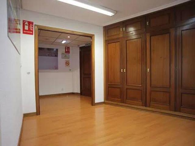 Local Comercial en venta en Sierrapando, Torrelavega
