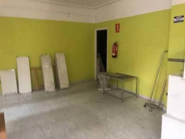 Local Comercial en venta en Torrent, València / Valencia
