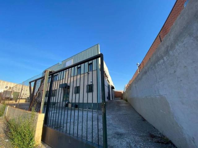 Local Comercial en venta en Torres De La Alameda, Madrid