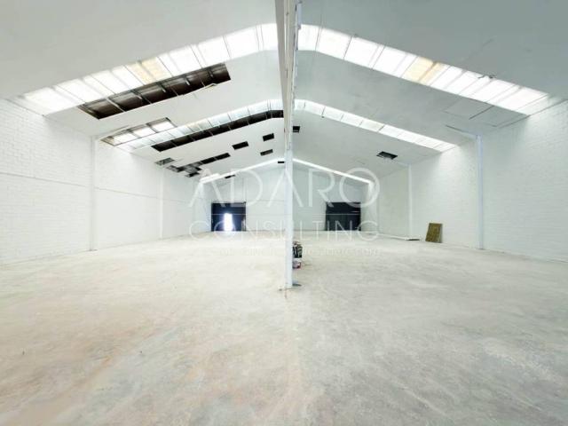 Local Comercial en venta en Torres De La Alameda, Madrid