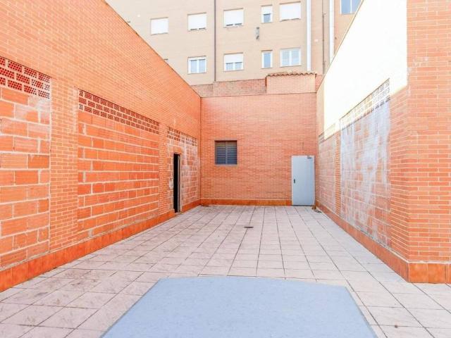 Local Comercial en venta en Torrijos, Castilla-La Mancha