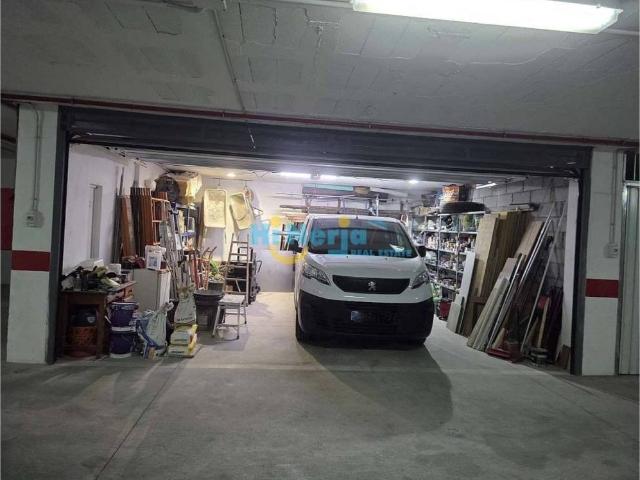 Local Comercial en venta en Torrox, Málaga