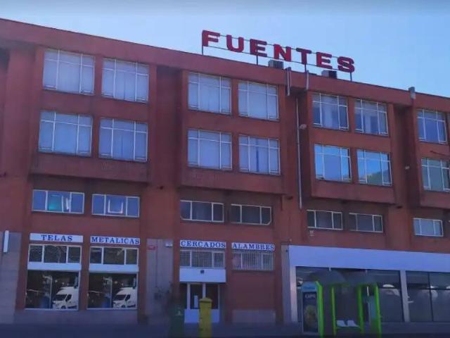 Local Comercial en venta en Valle De Trápaga-trapagaran, Guipúzcoa