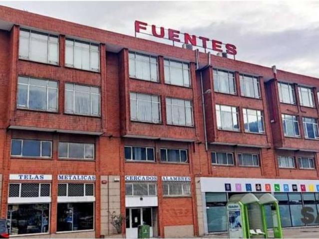 Local Comercial en venta en Valle De Trápaga-trapagaran, Guipúzcoa