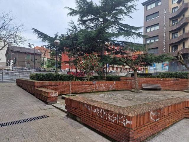 Local Comercial en venta en Valle De Trápaga-trapagaran, Guipúzcoa