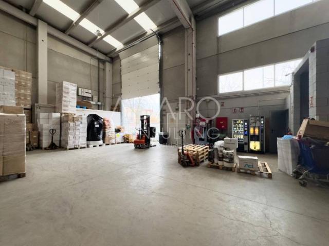 Local Comercial en venta en Vicálvaro, Madrid
