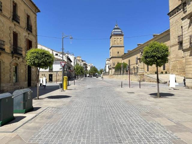 Local Comercial en venta en Úbeda, Andalucía