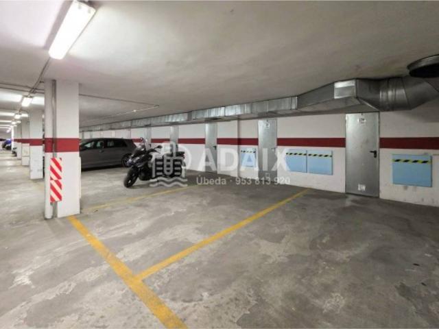 Local Comercial en venta en Parque Norte, Úbeda