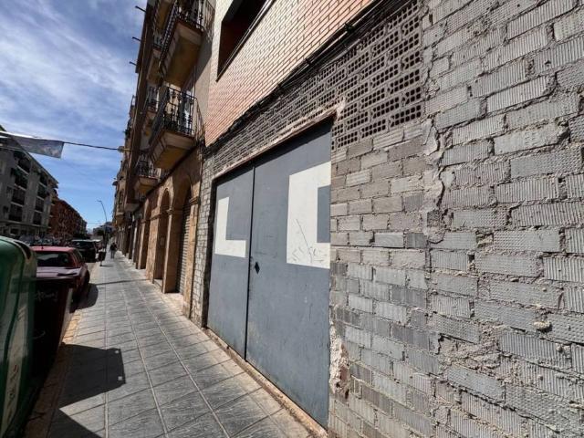 Local Comercial en venta en Úbeda, Andalucía