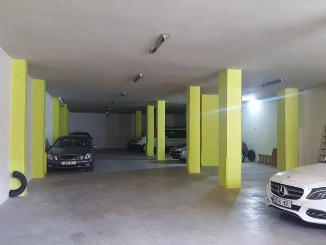 Local Comercial en venta en Úbeda, Andalucía
