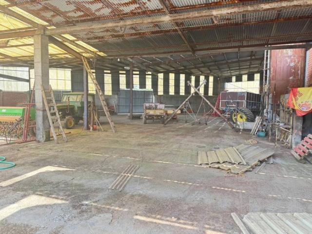 Local Comercial en venta en Urdiales Del Páramo, Castilla y León
