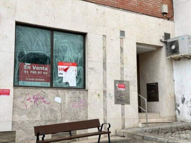 Local Comercial en venta en Valdelaguna