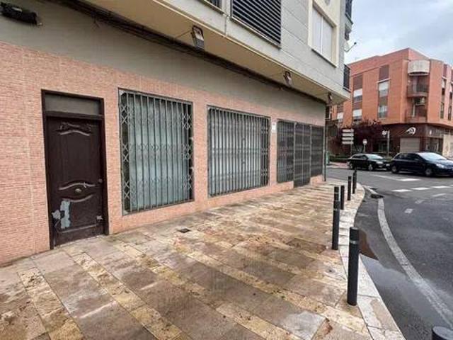 Local Comercial en venta en Valdepeñas, Castilla-La Mancha