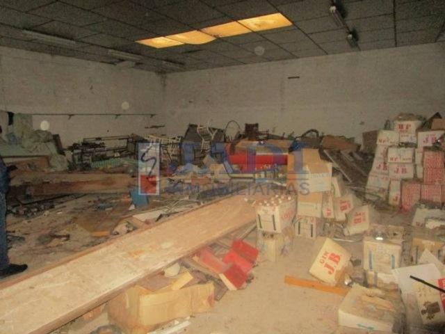Local Comercial en venta en Valdepeñas, Castilla-La Mancha