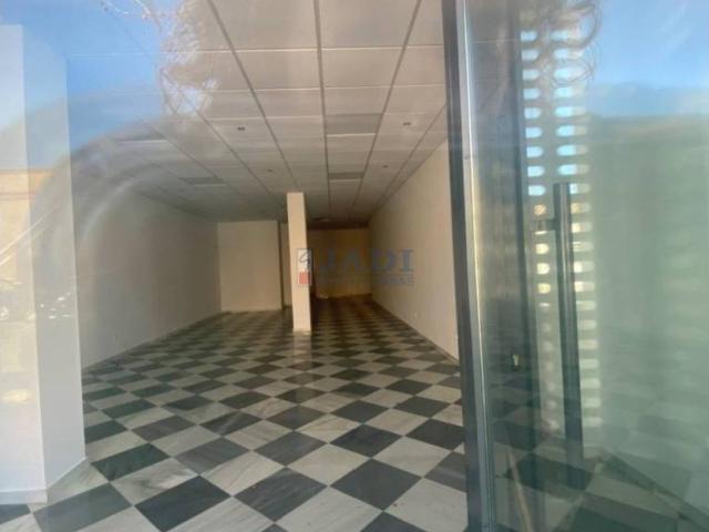 Local Comercial en venta en Valdepeñas, Castilla-La Mancha