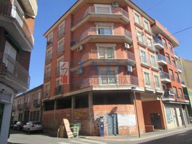 Local Comercial en venta en Valdepeñas, Castilla-La Mancha