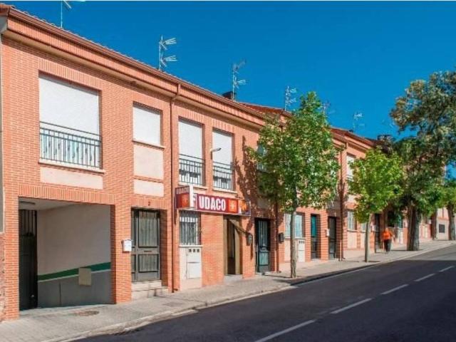 Local Comercial en venta en Valdepiélagos, Madrid