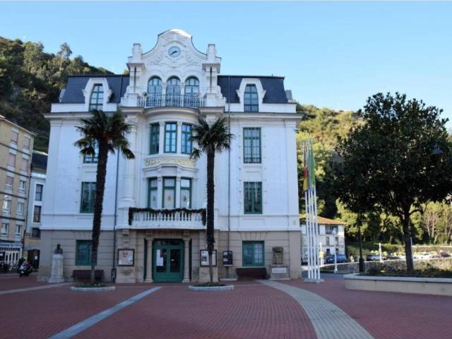 Local Comercial en venta en Ribadebaxu, Valdés