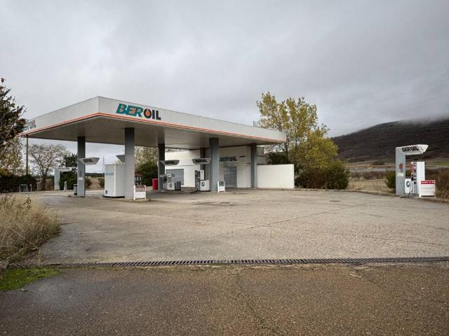Local Comercial en venta en Valle De Valdelucio, Castilla y León