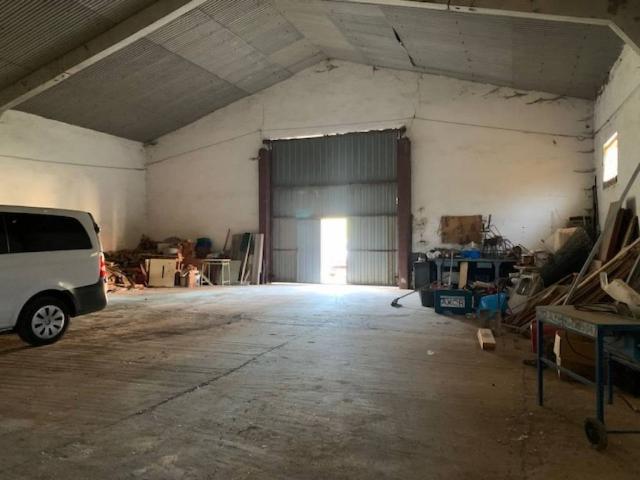Local Comercial en venta en Valle De Valdelucio, Castilla y León