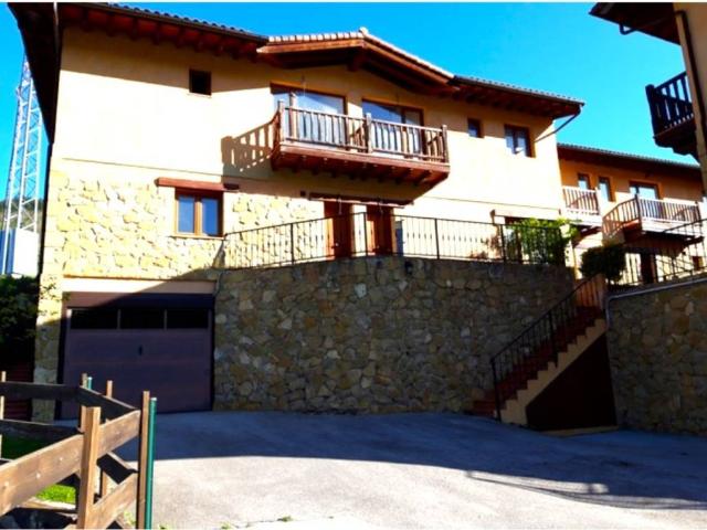 Local Comercial en venta en Vega De Liébana, Cantabria