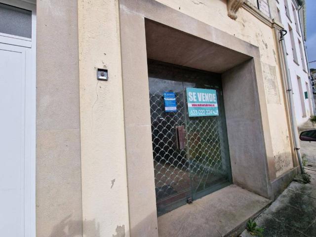 Local Comercial en venta en Vegadeo, Asturias