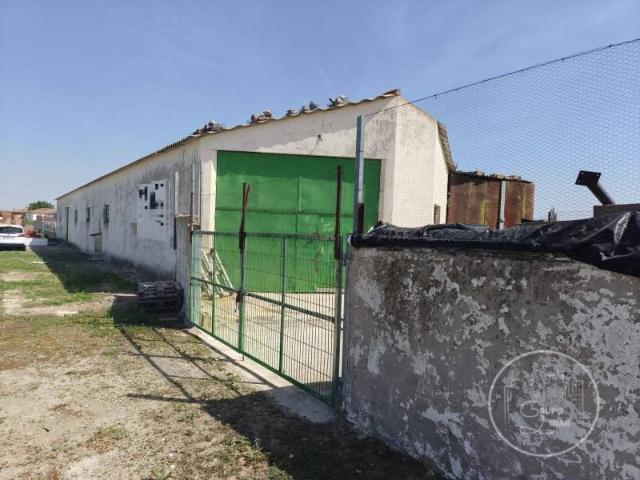 Local Comercial en venta en Velayos, Castilla y León