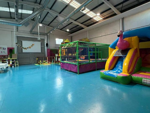 Local Comercial en venta en Villa Del Prado, Madrid