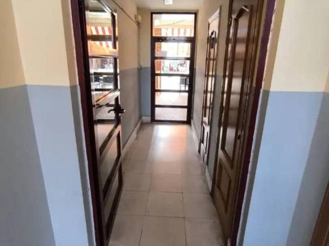 Local Comercial en venta en Villamuriel De Cerrato, Castilla y León