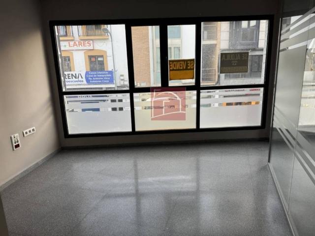 Local Comercial en venta en Villanueva de la Serena, Badajoz