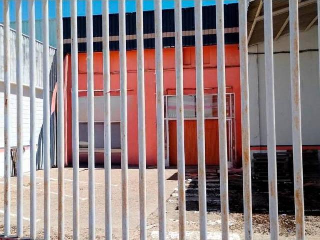 Local Comercial en venta en Villanueva De La Serena, Extremadura