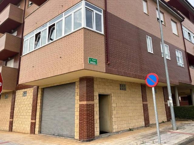 Local Comercial en venta en Navatejera, Villaquilambre