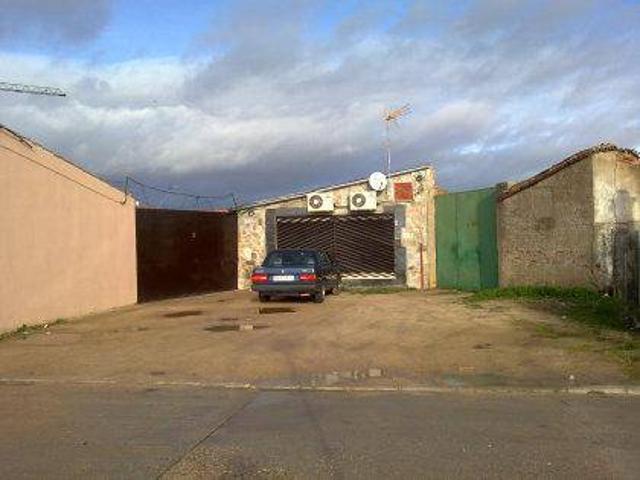 Local Comercial en venta en Villaralbo, Castilla y León
