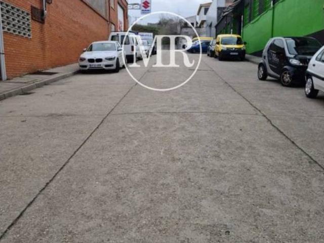 Local Comercial en venta en Villares De La Reina, Castilla y León