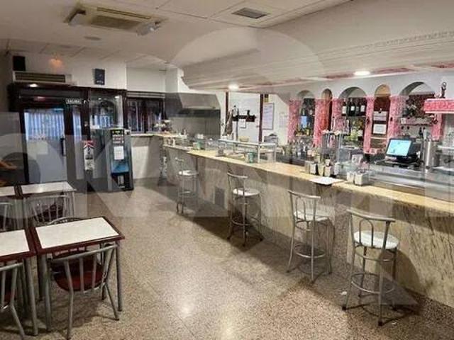 Local Comercial en venta en Villares De La Reina, Castilla y León