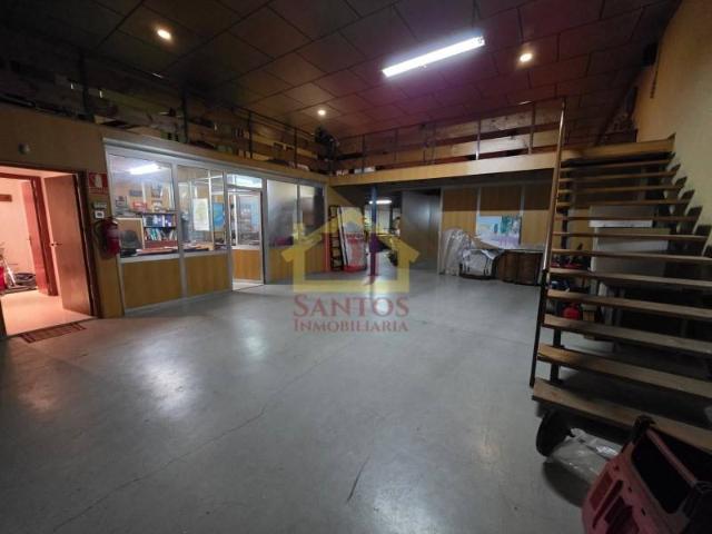 Local Comercial en venta en Villares De La Reina, Castilla y León
